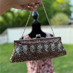 ‼️SOLD‼️ Vintage paisley sequins clutch bag